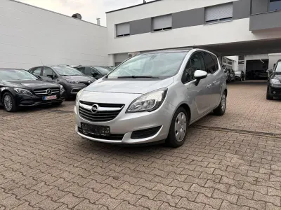 Gebraucht Opel Meriva Edition 95 PS (69 kW) 2015 Silber Van / Kleinbus