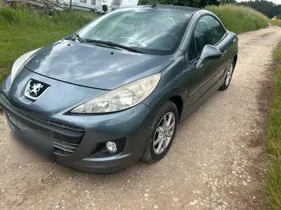 Gebraucht Peugeot 207 CC Premium 120 PS (88 kW) 2010 Cabrio