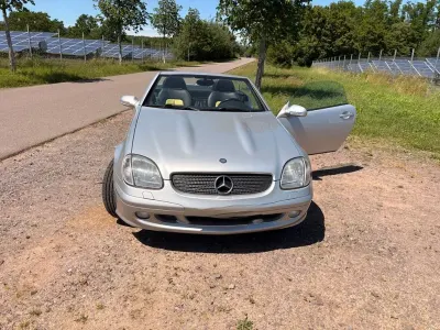 Gebraucht Mercedes SLK320 218 PS (160 kW) 2000 Silber Cabrio