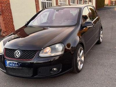VW Golf V