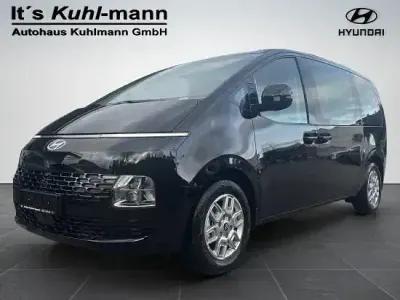 Neu Hyundai Staria Trend 224 PS (164 kW) 2026 Schwarz Van / Kleinbus