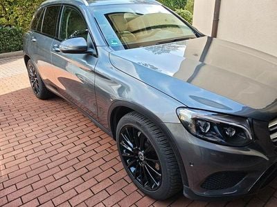 Gebraucht Mercedes GLC250 204 PS (150 kW) 2017 Grau SUV