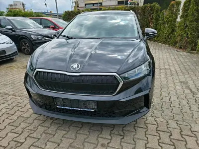 Gebraucht Skoda Enyaq iV Loft 150 kW (204 PS) 2022 Schwarz SUV