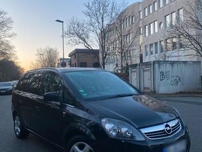 gebraucht Opel Zafira 