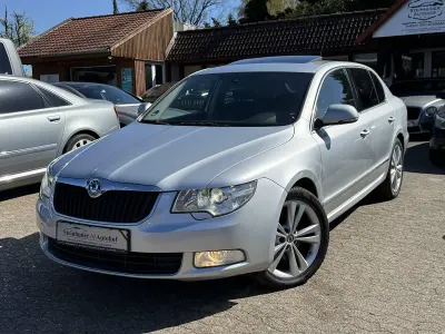 Gebraucht Skoda Superb Elegance 160 PS (117 kW) 2010 Silber Limousine