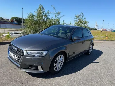 Gebraucht Audi A3 Comfort 116 PS (85 kW) 2017 Grau Limousine