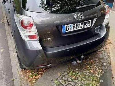 Gebraucht Toyota Verso Life 177 PS (130 kW) 2010 Grau Van / Kleinbus