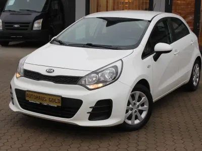 Gebraucht Kia Rio 84 PS (61 kW) 2017 Weiß Kleinwagen