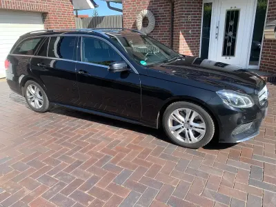 Gebraucht Mercedes E350 260 PS (191 kW) 2015 Schwarz Kombi