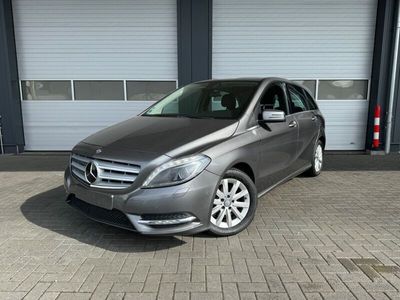 Mercedes B200