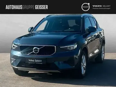 Gebraucht Volvo XC40 Core 163 PS (119 kW) 2025 Denim blue SUV