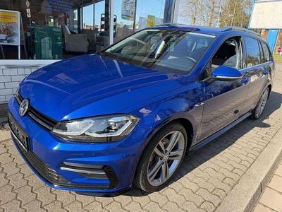 Gebraucht VW Golf VII Highline 150 PS (110 kW) 2021 Blau Kleinwagen