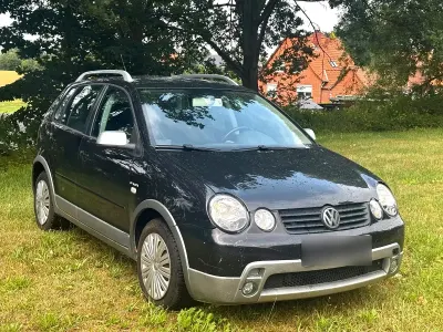 Gebraucht VW Polo 80 PS (58 kW) 2005 Schwarz Kleinwagen