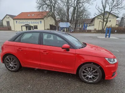 Gebraucht Audi A1 Sportback 125 PS (91 kW) 2015 Rot Kleinwagen