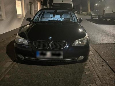 Gebraucht BMW 520 179 PS (131 kW) 2009 Blau Limousine