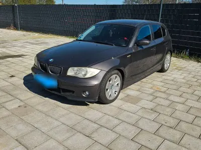 Gebraucht BMW 118 129 PS (94 kW) 2006 Schwarz Kleinwagen