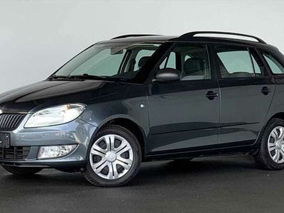 Gebraucht Skoda Fabia 86 PS (63 kW) 2014 Grau / quarzgrau / metallic Kleinwagen