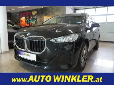 Gebraucht BMW 223 Active Tourer Sport Line 211 PS (155 kW) 2023 Schwarz Van / Kleinbus