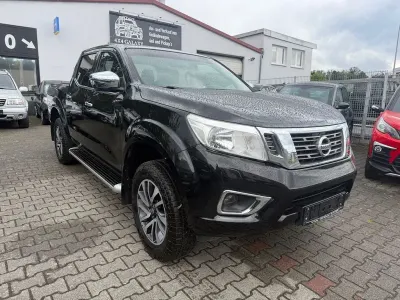 Gebraucht Nissan Navara N-Connecta 190 PS (139 kW) 2017 Schwarz Pickup