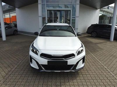Neu Kia XCeed 179 PS (131 kW) 2025 Deluxeweiss metallic SUV