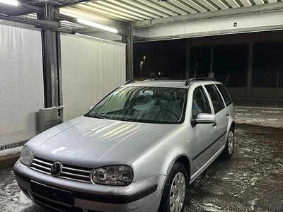 Silber Gebraucht 2003 VW Golf IV Kombi | 2.800 € (Fairer Preis)