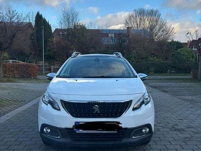 Usata Peugeot 2008 Active 110 CV (80 kW) 2017 Bianco SUV
