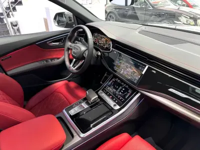 Neu Audi Q8 S-Line 286 PS (210 kW) 2026 Schwarz SUV