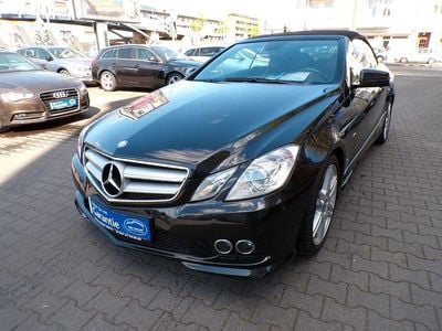 Usata Mercedes E200 184 CV (135 kW) 2011 Nero Cabrio