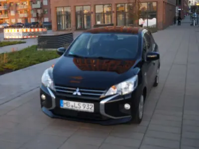 Gebraucht Mitsubishi Space Star 97 PS (71 kW) 2022 Schwarz Kleinwagen
