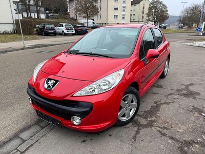 Gebraucht Peugeot 207 Urban Move 95 PS (69 kW) 2009 Farbe rot aden/deckende Kleinwagen