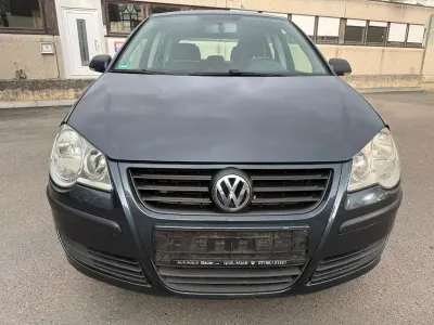 Gebraucht VW Polo Trendline 64 PS (47 kW) 2006 Schwarz Kleinwagen