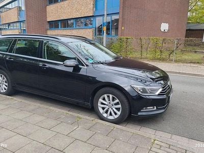 Gebraucht VW Passat Comfortline 150 PS (110 kW) 2015 Schwarz Kombi