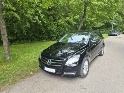 Gebraucht Mercedes R300 190 PS (139 kW) 2010 Schwarz Van / Kleinbus