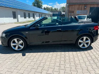 Gebraucht Audi A3 Cabriolet 140 PS (102 kW) 2011 Schwarz Cabrio
