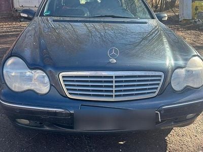 Gebraucht Mercedes C200 163 PS (119 kW) 2001 Schwarz Kombi