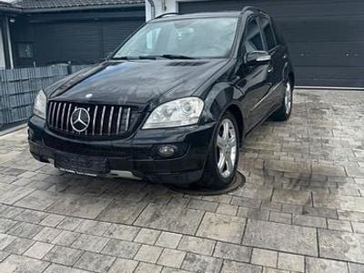Mercedes ML320