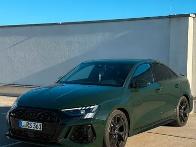 Gebraucht Audi RS3 Sport 400 PS (294 kW) 2022 Grün Limousine