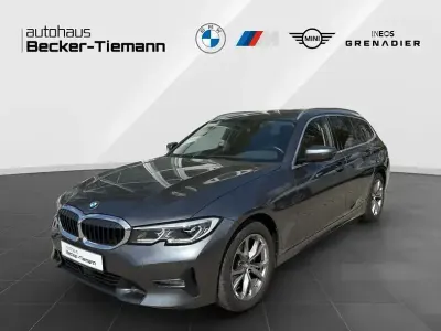 Używany BMW 320 Sport Line 190 KM (139 kW) 2022 Szary Kombi