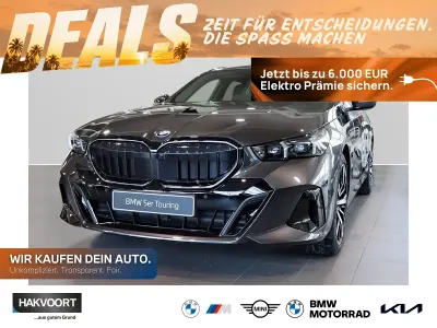 Nuova BMW 530e M Sport 299 CV (219 kW) 2026 Grigio Station wagon