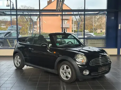 Gebraucht Mini Cooper Cabriolet Pepper 122 PS (89 kW) 2010 Schwarz Cabrio
