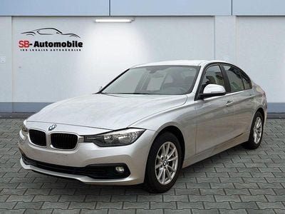 Gebraucht BMW 318 Advantage 150 PS (110 kW) 2016 Silber Limousine