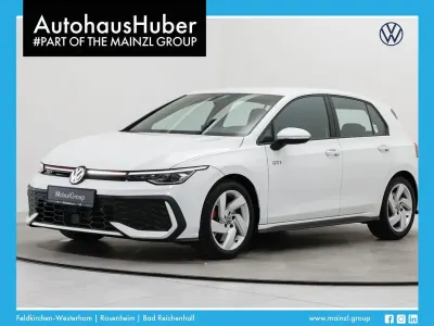 Gebraucht VW Golf VIII GTI 266 PS (195 kW) 2024 Weiß Limousine