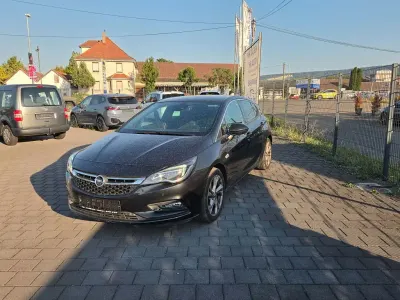 Gebraucht Opel Astra Dynamic 125 PS (91 kW) 2016 Limousine