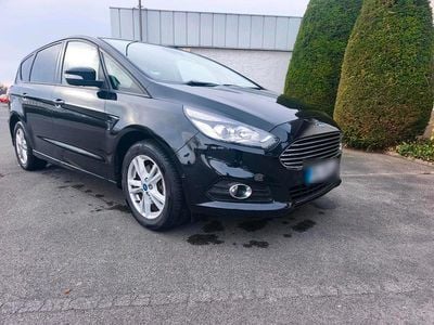 Gebraucht Ford S-MAX S 160 PS (117 kW) 2017 Schwarz Van / Kleinbus