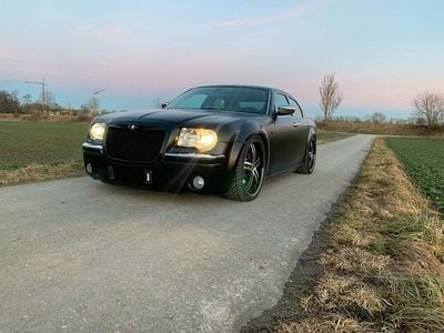 Schwarz Gebraucht 2004 Chrysler 300C Limousine | 7.950 € (Etwas zu teuer)