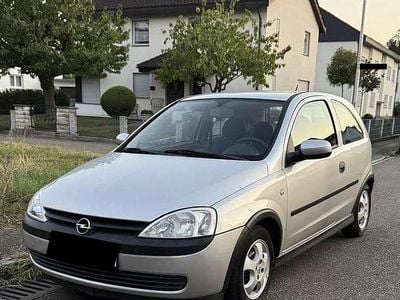 Gebraucht Opel Corsa 75 PS (55 kW) 2002 Silber Kleinwagen