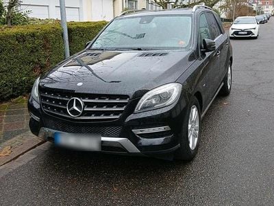 Schwarz Gebraucht 2012 Mercedes ML350 SUV | 14.500 € (Guter Preis)