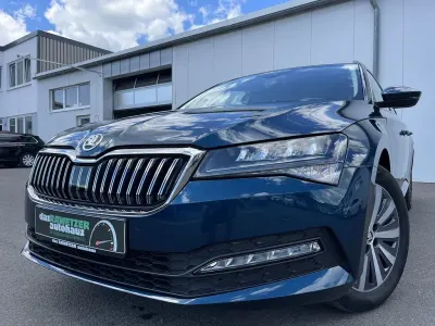 Gebraucht Skoda Superb Ambition 200 PS (147 kW) 2022 Lavablau Kombi