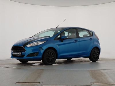 Gebraucht Ford Fiesta Trend 101 PS (74 kW) 2016 Arubablau metallic Limousine