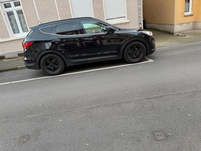 Hyundai Grand Santa Fe